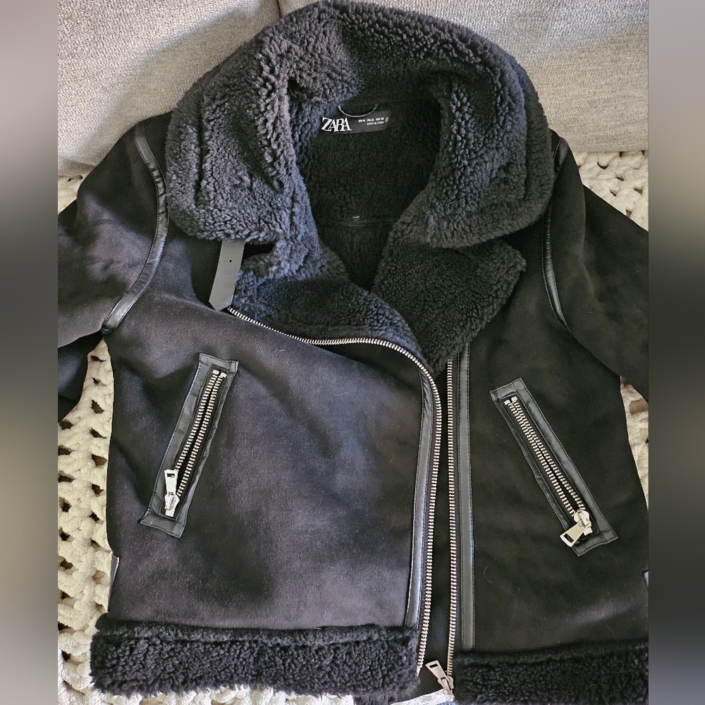 ZARA sherpa black moto jacket